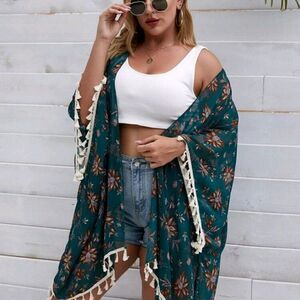 Plus Floral Print Tassel Trim Kimono